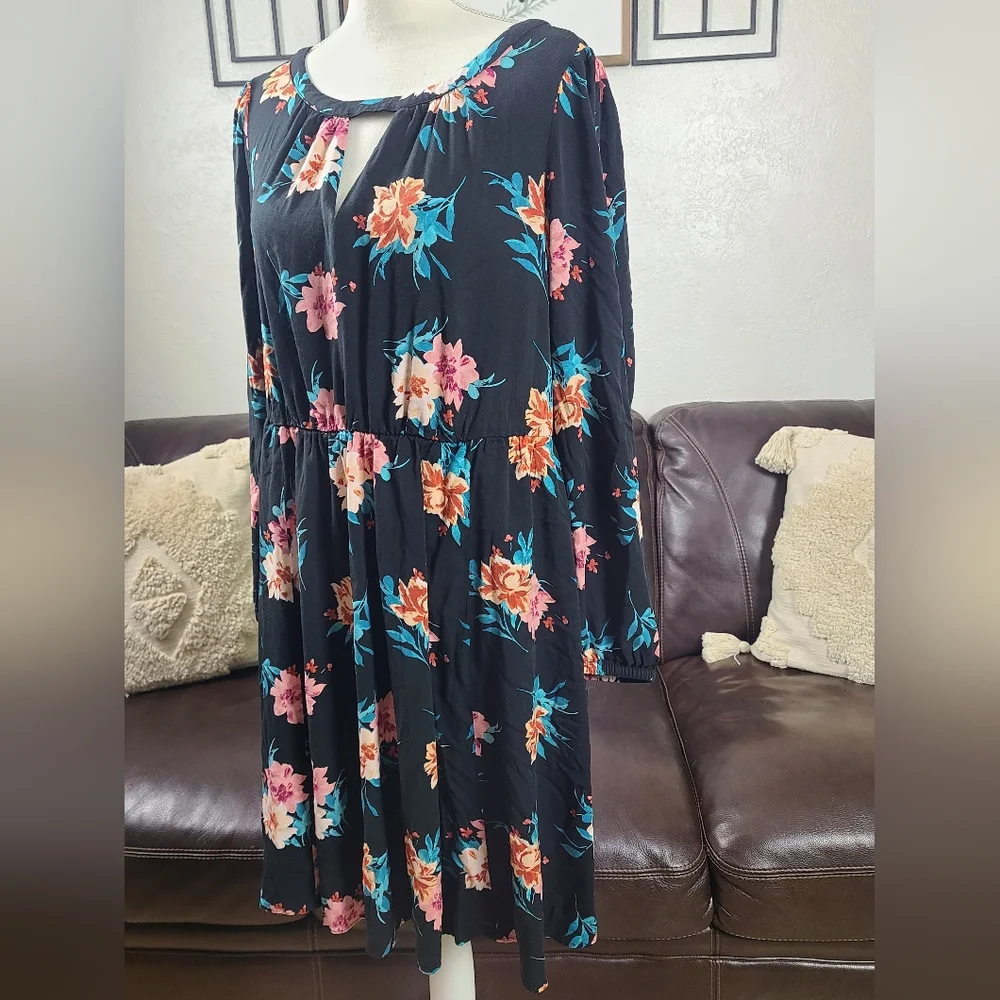 Torrid Black Floral Stretch Challis Mini A-Line Dress Plus Size 1X Spring Summer - Picture 5 of 12